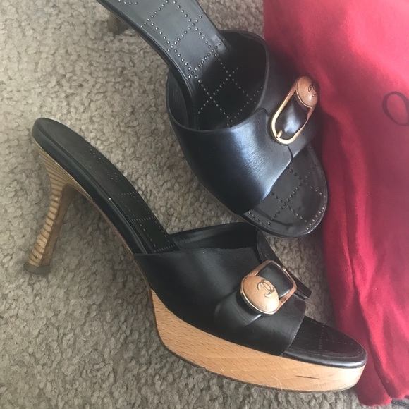 38 1/2 Authentic chanel mule - Picture 2 of 10